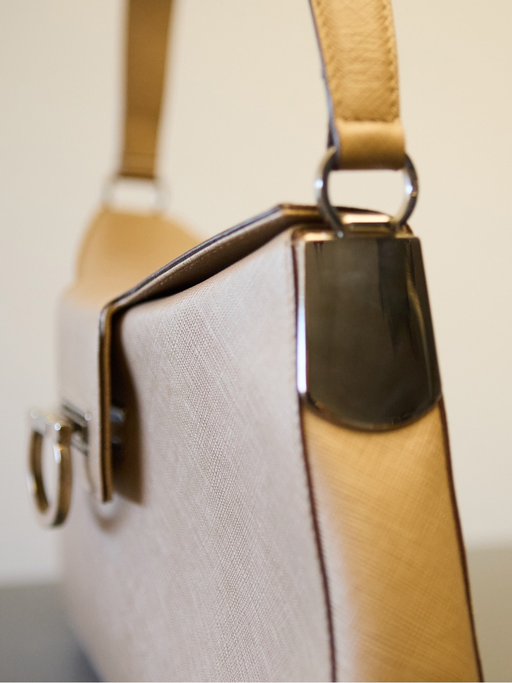 Salvatore Ferragamo Beige Saffiano Leather Shoulder Bag - Picture 5 of 6